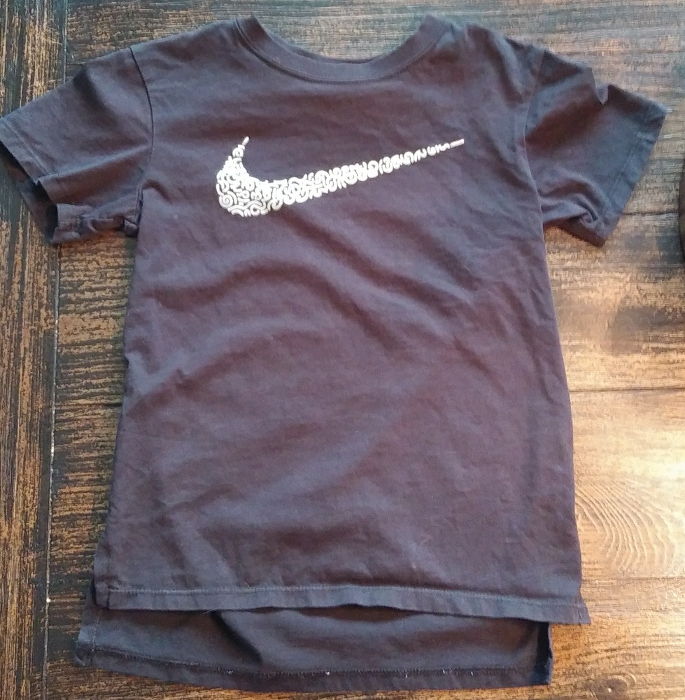 Nike Girls Tee